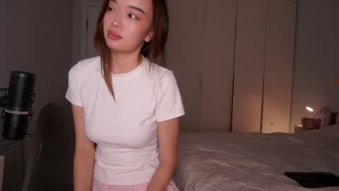Snapshot of jenny__lii chatting on May 25, 2026, 4:24 pm call me Jenny online show from May 25, 2026, 4:24 pm
