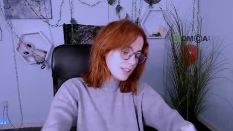 YOUR BEST WAY TO HAVE FUN online show from January 22, 2025, 3:18 pm