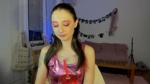 Jennifer Jenny Darling   online show from January 14, 2025, 7:11 pm