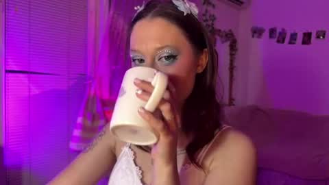 Snapshot of jenny_cox_love chatting on June 20, 2026, 7:05 pm Jennifer Jenny Darling online show from June 20, 2026, 7:05 pm