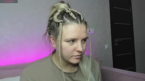 Jenny online show from October 20, 2025, 9:21 am