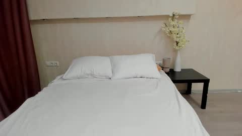 Jenny online show from November 13, 2025, 1:15 am