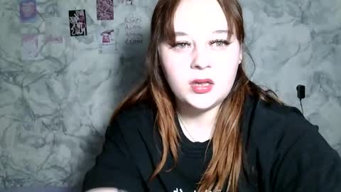 Snapshot of jenny_kiss_ chatting on April 7, 2026, 3:01 pm Jenny online show from April 7, 2026, 3:01 pm