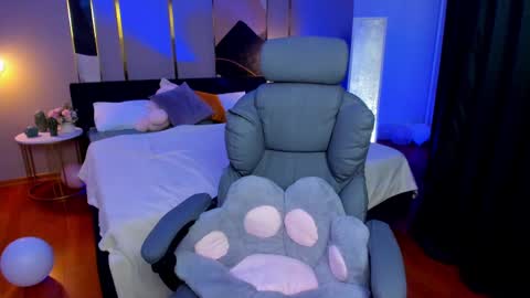 Jennt online show from February 10, 2025, 7:04 am