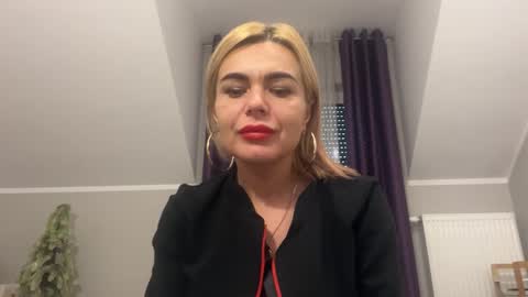 Jenny online show from January 3, 2025, 8:43 am