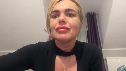 Jenny online show from February 2, 2025, 6:20 pm