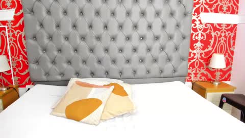 jenny_towers online show from September 10, 2025, 11:10 am