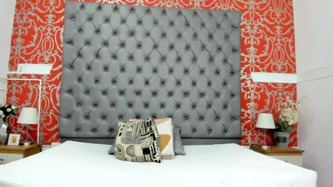 jenny_towers online show from April 17, 2026, 3:31 am