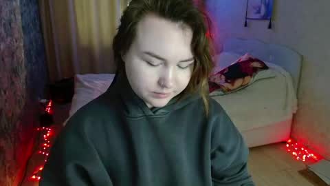 Jenny online show from April 23, 2026, 5:41 am