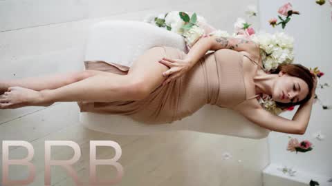 Jenny NO Nude online show from October 14, 2025, 5:36 pm