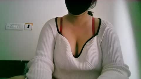 Snapshot of jennydolphin chatting on July 21, 2026, 2:14 am Jenny online show from July 21, 2026, 2:14 am