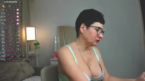 Jenny online show from March 10, 2026, 9:36 am