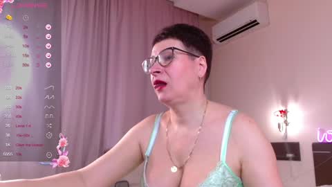 Jenny online show from April 12, 2026, 8:19 am