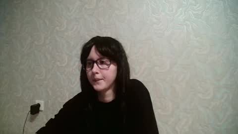 JennyOlset online show from February 1, 2025, 11:54 am