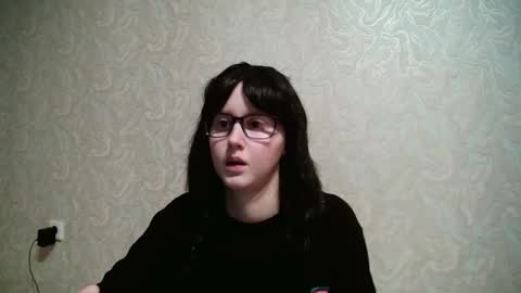 JennyOlset online show from March 4, 2025, 5:24 pm