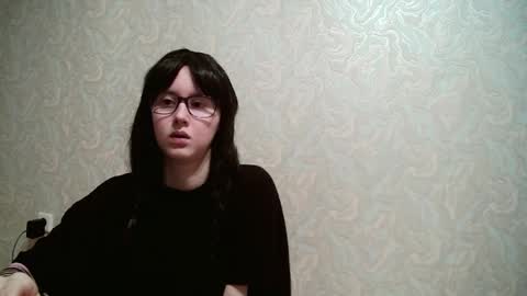 JennyOlset online show from December 15, 2025, 2:27 am