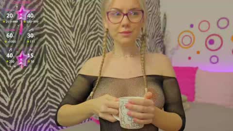   JennyShow online show from December 13, 2024, 7:04 am