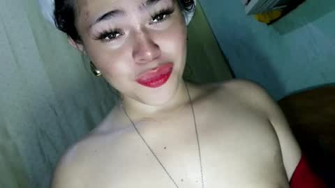 Snapshot of jennysweetfuckerxxx chatting on July 30, 2026, 1:48 am jenny69 online show from July 30, 2026, 1:48 am
