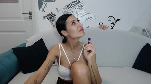 Jenny online show from February 27, 2025, 6:42 pm