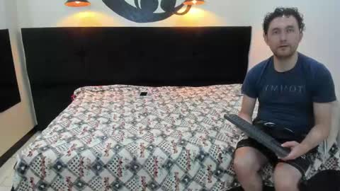 Jeremmyandstacy online show from February 25, 2025, 6:42 pm