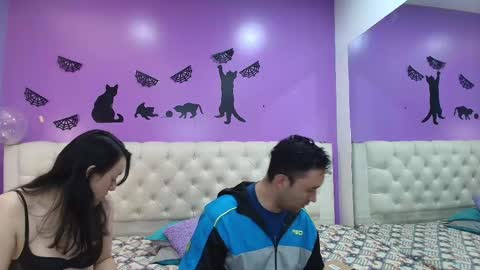 Jeremmyandstacy online show from March 9, 2025, 10:08 am