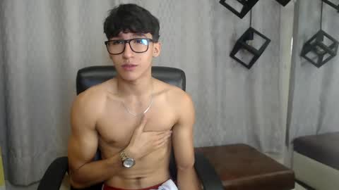 Snapshot of jeremy_job chatting on June 3, 2026, 11:35 am Jeremy online show from June 3, 2026, 11:35 am
