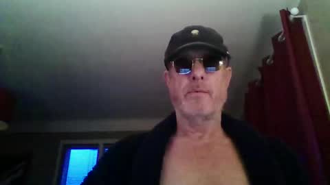 jerflor online show from January 16, 2026, 4:33 pm