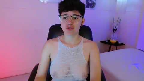 jero harper1 online show from October 22, 2025, 3:45 pm