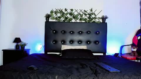 Jeronimo online show from April 18, 2026, 2:15 am