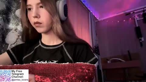 jerrienyhan online show from October 4, 2025, 1:09 pm