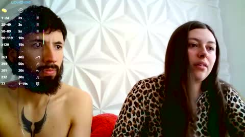 Snapshot of jerryandjessicaa chatting on December 22, 2025, 4:26 pm Jess y Jerry online show from December 22, 2025, 4:26 pm