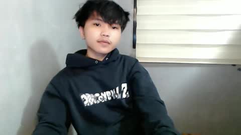 jerwinpenas00 online show from May 20, 2026, 6:14 pm