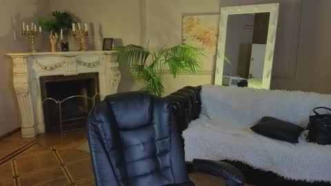 jes_solar online show from September 11, 2025, 10:59 am