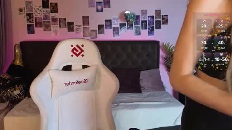 jesica_moon_peachy online show from January 12, 2026, 1:22 am