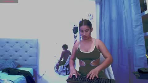 Snapshot of jesica_wilson chatting on September 30, 2025, 11:10 pm JESICA online show from September 30, 2025, 11:10 pm