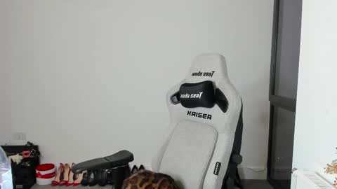 MistressJesicaCoper online show from March 5, 2026, 12:50 am