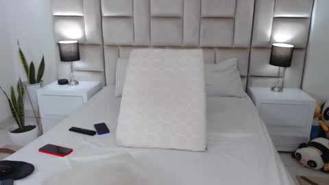 JESICA online show from October 16, 2025, 10:33 pm