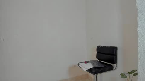 jessica herreraToday I will be your devil and you my victim online show from February 20, 2026, 10:10 pm