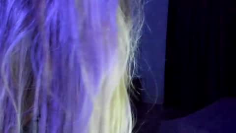 jess1ca_rabb1t online show from February 6, 2025, 1:54 pm