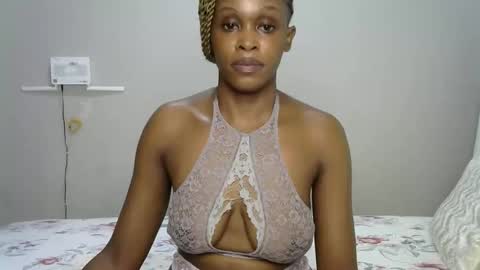 jessajoyy online show from November 13, 2025, 5:17 am