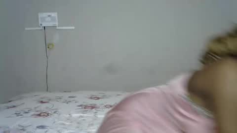 jessajoyy online show from November 30, 2025, 8:35 pm