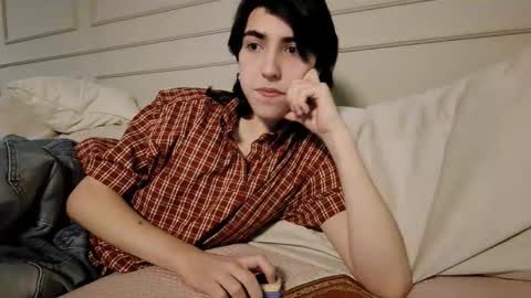 Jesee Estrella online show from October 10, 2025, 7:13 pm
