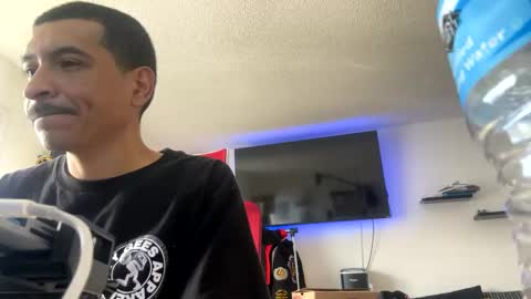 Hungjessy online show from January 7, 2025, 6:03 pm