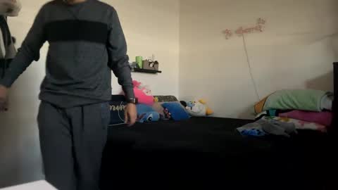 Hungjessy online show from February 21, 2025, 6:04 pm