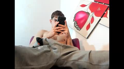 jesshot_bigcock online show from February 28, 2026, 4:02 am