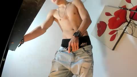 Snapshot of jesshot_bigcock chatting on May 23, 2026, 6:34 pm jesshot_bigcock online show from May 23, 2026, 6:34 pm