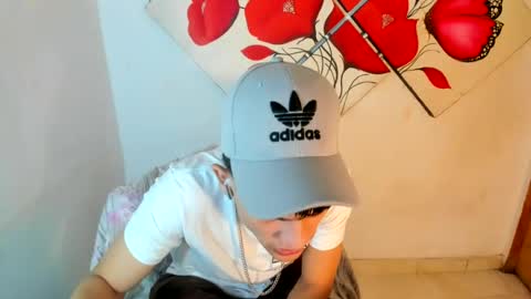Snapshot of jesshot_bigcock chatting on August 4, 2026, 1:53 am jesshot_bigcock online show from August 4, 2026, 1:53 am