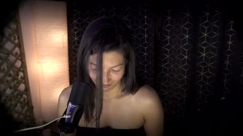 Jessica Gomez online show from March 6, 2026, 2:41 am