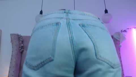 Snapshot of jessica_carter_ chatting on April 24, 2026, 10:45 pm Jessica online show from April 24, 2026, 10:45 pm