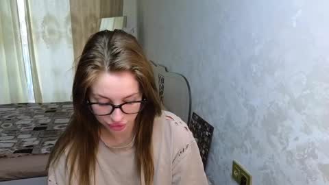 Jessy online show from September 17, 2025, 6:26 am